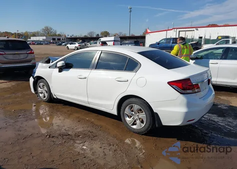 2015 Honda Civic Lx z USA, uszkodzony, nr VIN 19XFB2F58FE073894